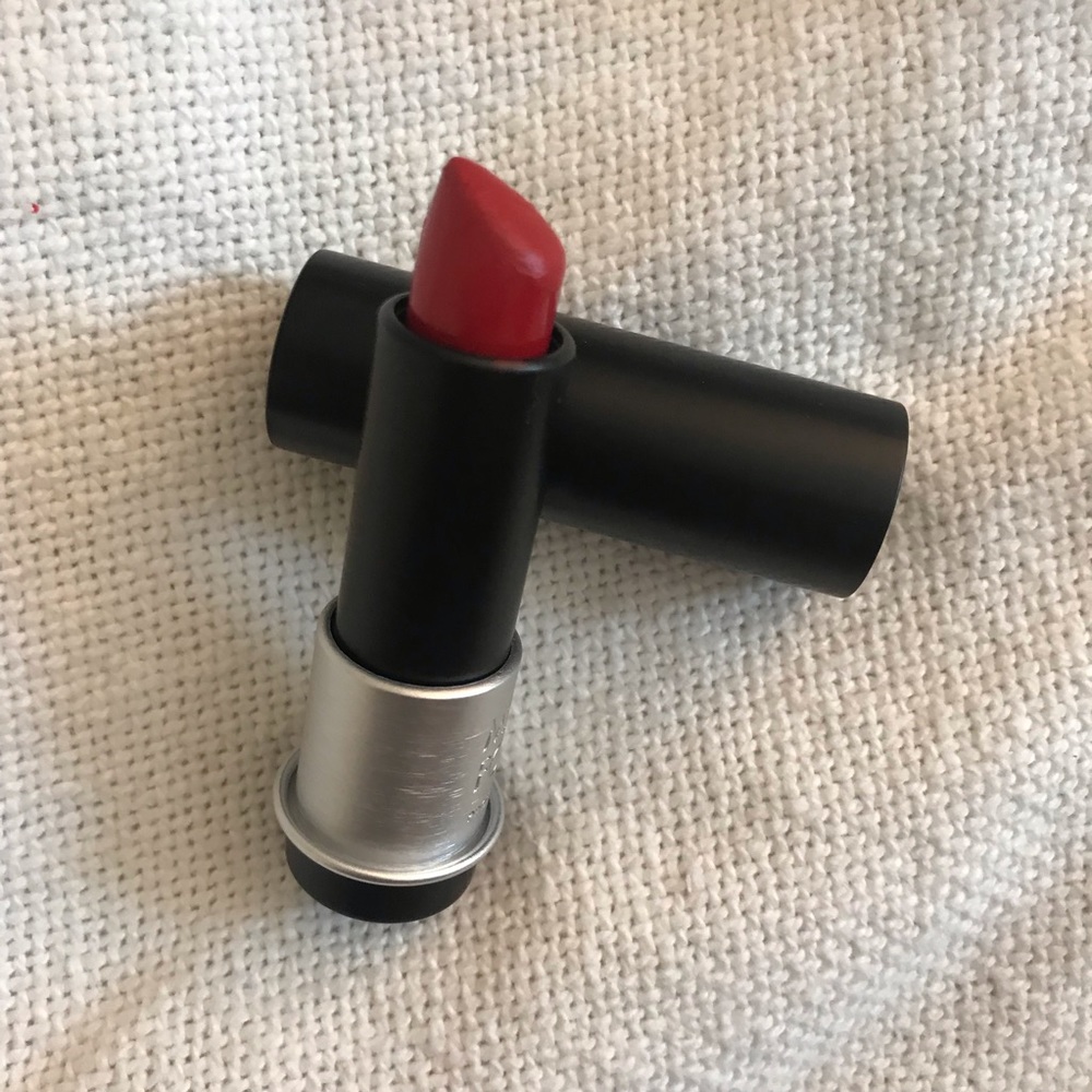 MAKE UP FOR EVER Lipstick
